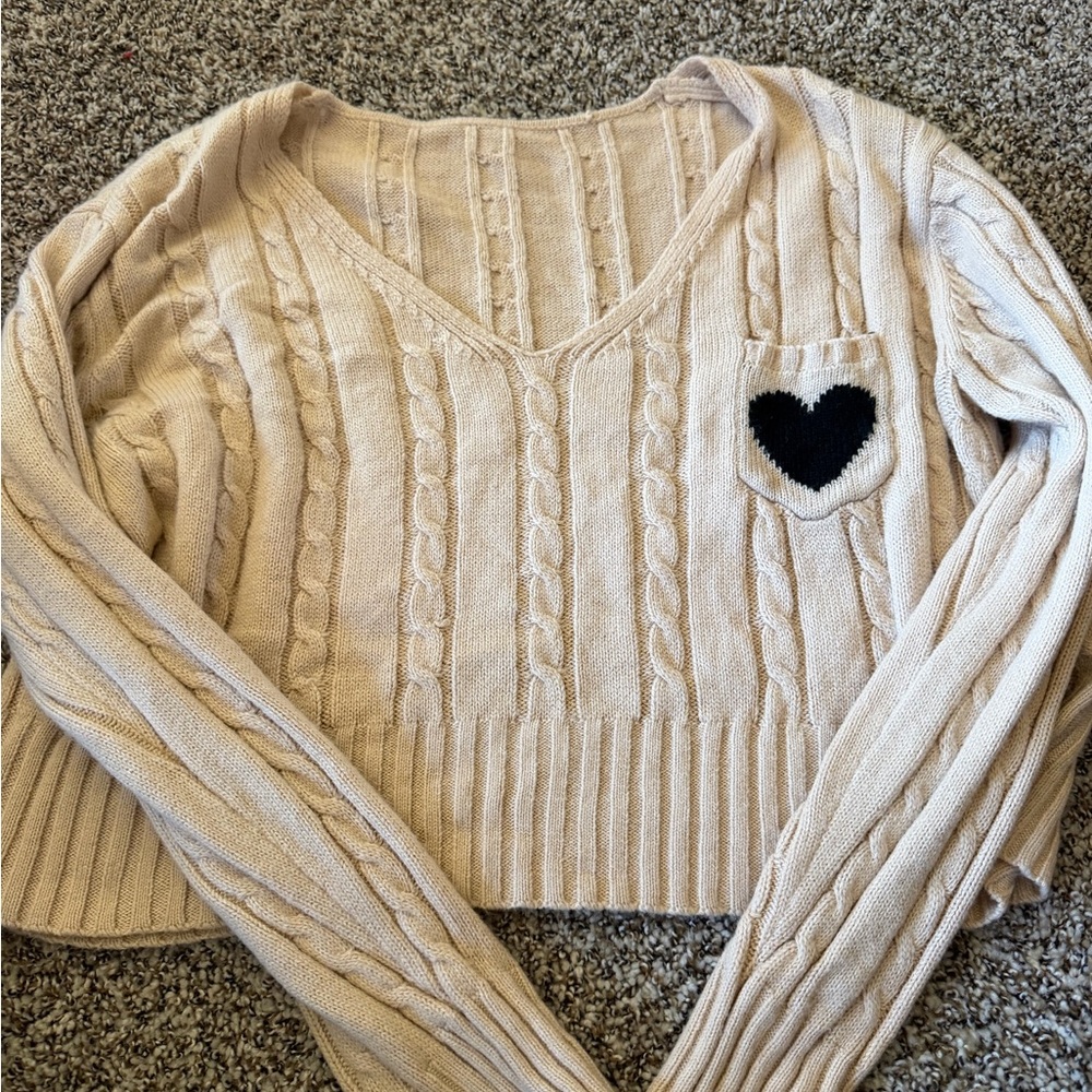 Women’s Cream Cable Knit V-Neck Sweater with Heart Pocket - Picture 2 of 3